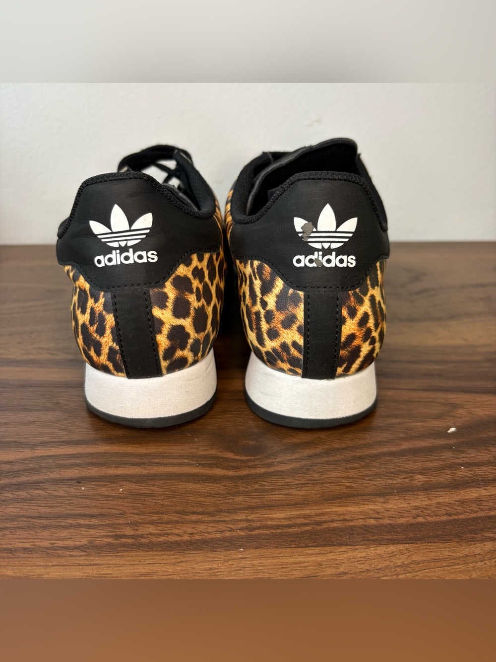 Adidas Samoa Leopard Cheetah Print Sneakers Women's Size 9 C75459 Black Brown - Picture 7 of 9